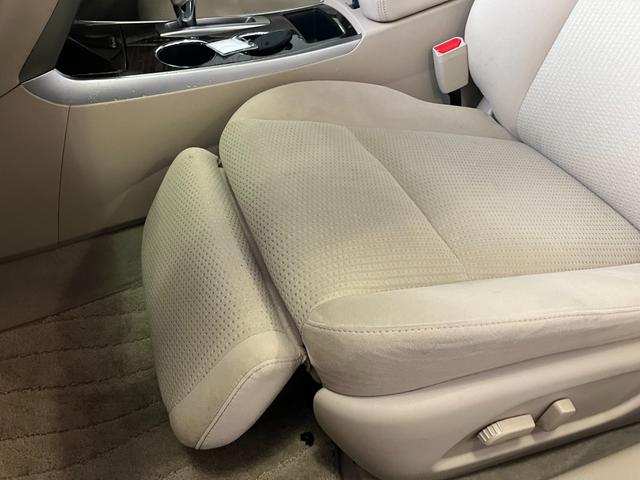 ティアナ ＸＬ　ナビＡＶＭパッケージ　エマージェンシーブレーキ　アラウンドビューモニター　純正ナビ　ＣＤ　フルセグ　ＴＶキット　ＥＴＣ　ブルートゥース　スマートキー　純正エンジンスターター（41枚目）