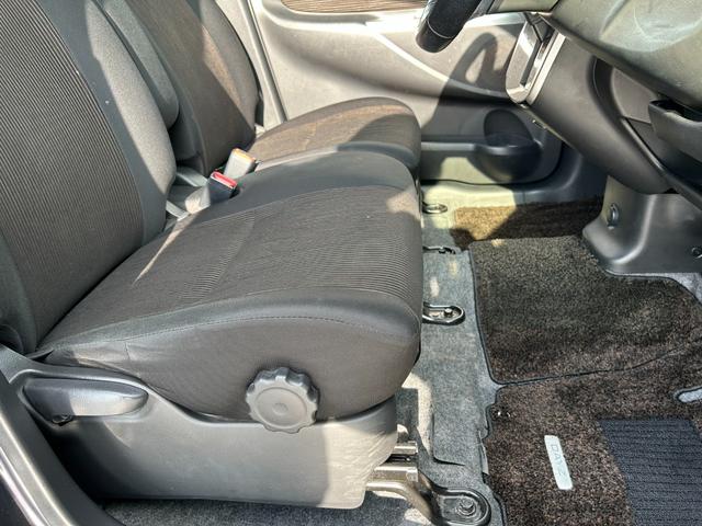 �C�G�X�g�́A�ԗ��̔��A�J�[�V���b�v�A���H��A��^�����H��A�Z���t�X�^���h�ƍL��ȕ~�n�ɗאڂ��Ă���܂��B�����Ȃ��̂���傫�Ȃ��̂܂ŕ��L���Ή��������܂��I