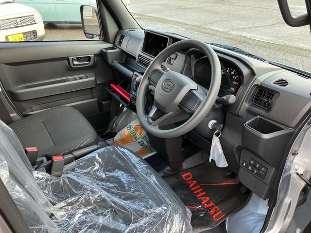 �C���X�^�O�����A�w�i���c�C�b�^�[�j�A�t�F�C�X�u�b�N������Ă���܂��B�C�x���g�����������M���Ă���܂��I���Ђ������������I