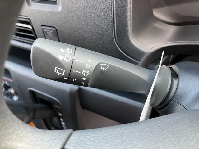 ���O�����ǂǂ�����ĎԂ������Ă��悤�D�D�D�@�C�G�X�g�ɂ��C�����������I���̗����Ǝ҂���z�������܂��I�S���ǂ��ł�������܂ł��^�т������܂��I