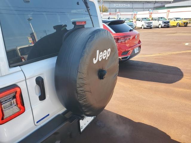 ジープ・ラングラーアンリミテッド サハラ（10枚目）