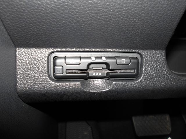 N-ONE プレミアムツアラー ギャザズメモリーナビ(11枚目)