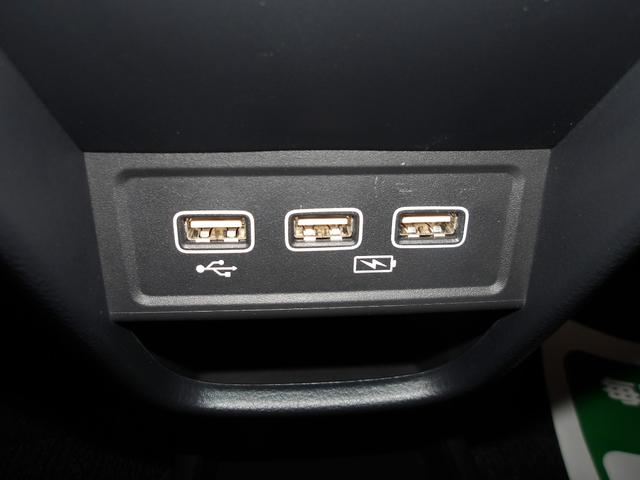 N-ONE プレミアムツアラー ギャザズメモリーナビ(13枚目)