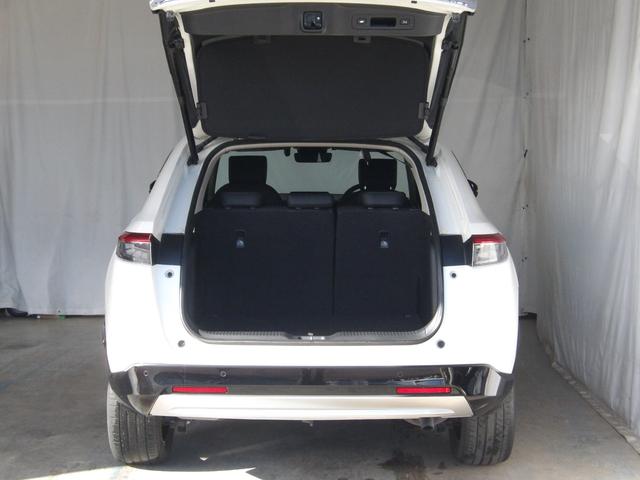 ラゲッジスペースも充分な広さです♪