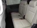 後席も足元広々で快適にドライブ出来ます♪