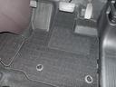新品フロアマット装備♪
