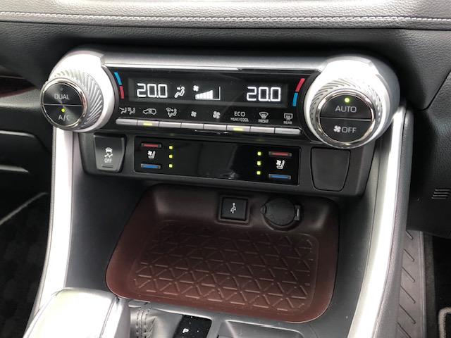 ＲＡＶ４ Ｇ　Ｚパッケージ　サンルーフ　９インチナビＴＶ　３６０°カメラ（20枚目）