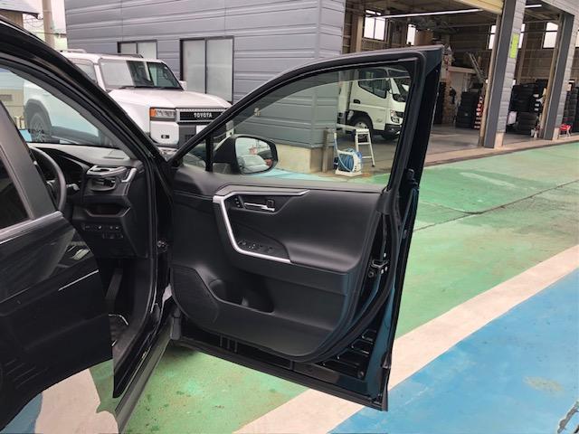 ＲＡＶ４ Ｇ　Ｚパッケージ　サンルーフ　９インチナビＴＶ　３６０°カメラ（27枚目）