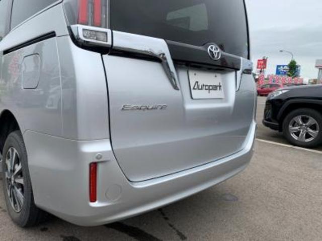 エスクァイア Ｘｉ　４ＷＤ　メモリーナビＴＶ　バックカメラ　８人乗り（19枚目）