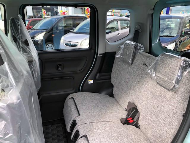 スペーシア ハイブリッドＸ　４ＷＤ　届出済未使用車　両側パワースライドドア　オットマン付リアシート　レーダーブレーキ　シートヒーター　サーキュレーター　スマートキー　盗難防止システム　衝突安全ボディ　電格ミラー　ＥＳＰ（11枚目）