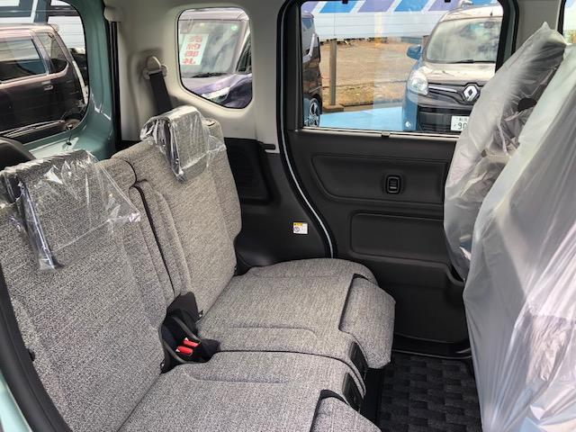 スペーシア ハイブリッドＸ　４ＷＤ　届出済未使用車　両側パワースライドドア　オットマン付リアシート　レーダーブレーキ　シートヒーター　サーキュレーター　スマートキー　盗難防止システム　衝突安全ボディ　電格ミラー　ＥＳＰ（12枚目）