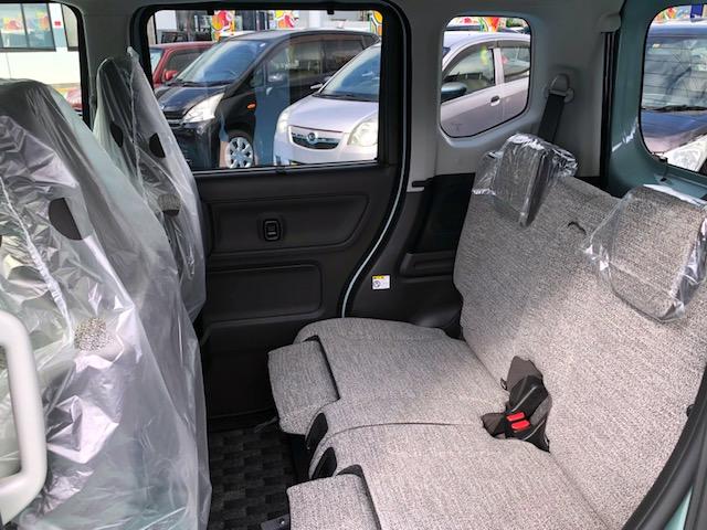 スペーシア ハイブリッドＸ　４ＷＤ　届出済未使用車　両側パワースライドドア　オットマン付リアシート　レーダーブレーキ　シートヒーター　サーキュレーター　スマートキー　盗難防止システム　衝突安全ボディ　電格ミラー　ＥＳＰ（20枚目）
