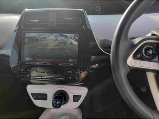 プリウス Ｓセーフティプラス　９インチナビＴＶ　フロント＆バックカメラ　ＥＴＣ　デジタルインナーミラー　寒冷地仕様　ＬＥＤヘッドライト　トヨタセーフティセンス（2枚目）