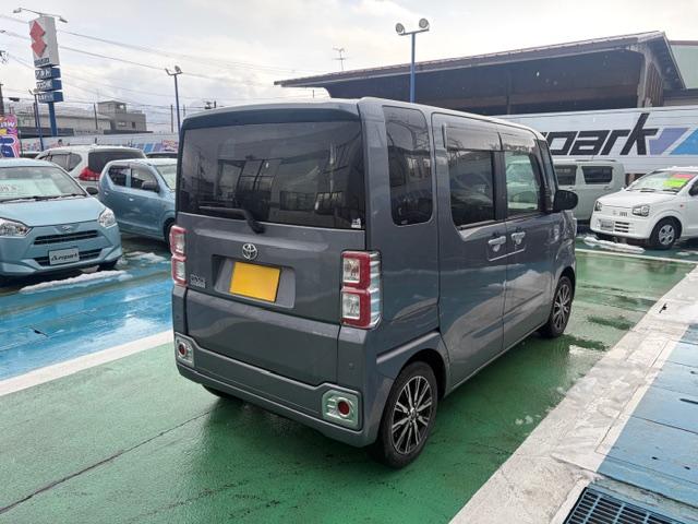 ピクシスメガ Ｇターボ　ＳＡＩＩＩ　地デジメモリーナビ　バックカメラ　ＥＴＣ（4枚目）