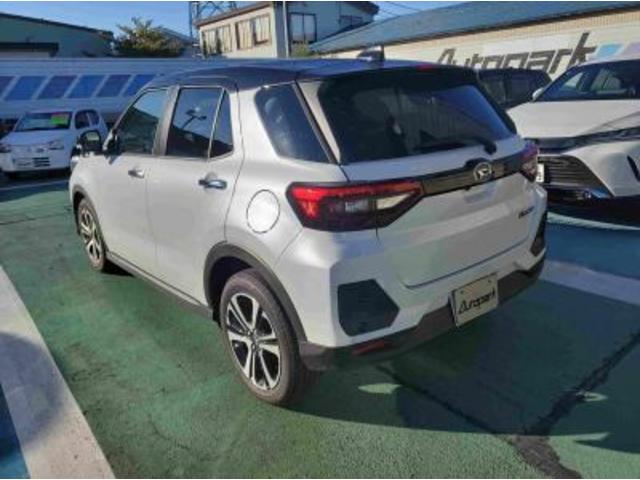 ロッキー プレミアムＧ　地デジメモリーナビ　パノラマカメラ　純正アルミ　ＬＥＤヘッドライト（2枚目）