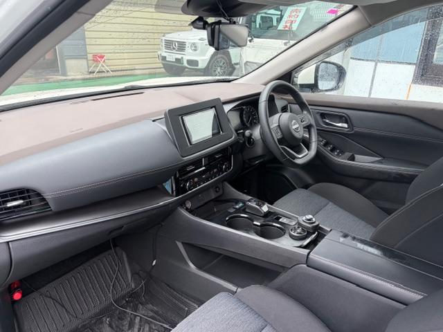 エクストレイル Ｓ　ｅ－４ＯＲＣＥ　メモリーナビＴＶ　バックカメラ　ＥＴＣ　２カメラドラレコ　エマージェンシーブレーキ　ＬＥＤヘッドライト（5枚目）