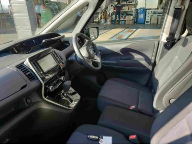 セレナ Ｓ　メモリーナビＴＶ　バックカメラ　エマージェンシーブレーキ　パワースライドドア（3枚目）