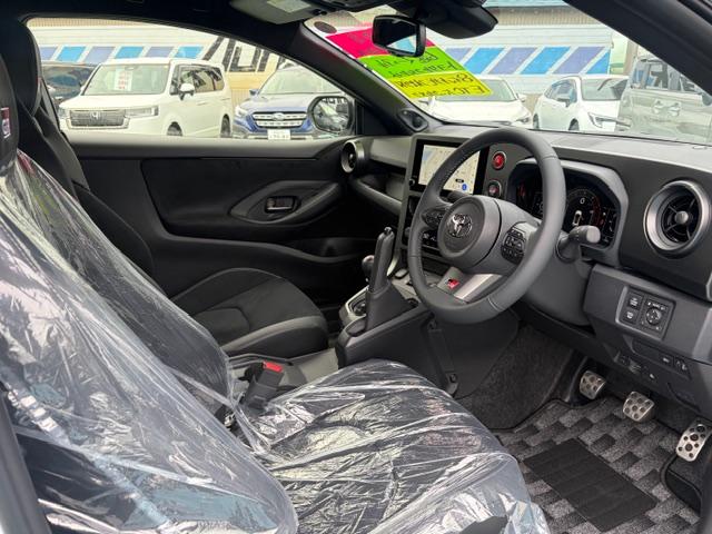 ＧＲヤリス ＲＺ　ハイパフォーマンス　クーリングＰＫＧ　縦引きサイドブレーキ（10枚目）