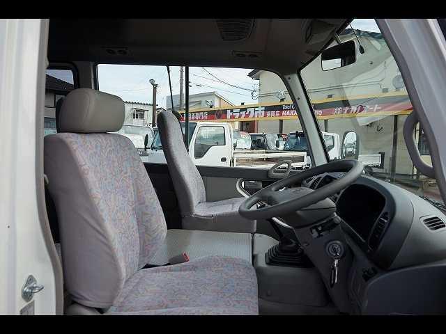 LX 29人乗り マイクロバス(13枚目)