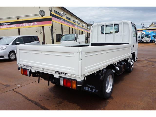 いすゞ エルフトラック フルフラットロー ２ｔ ｆｆｌ 標準 平ボディ 新免許対応車 三方開 3 5万円 平成24年 12年 新潟県 中古車 価格 Com
