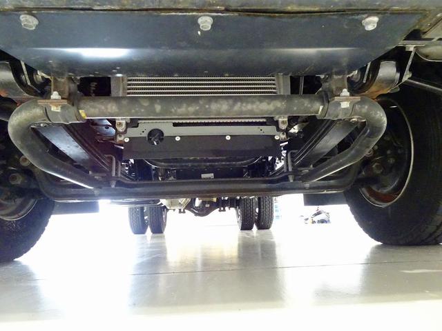 エルフトラック 高床 4t ワイドロング 平ボデー 三方開 床板アピトン張り替え ボデー横ねた鉄製 キーレス(不良) 左電格ミラー ETC アイドリングストップ フォグランプ トラクションコントロール 室内蛍光灯(不灯)(38枚目)