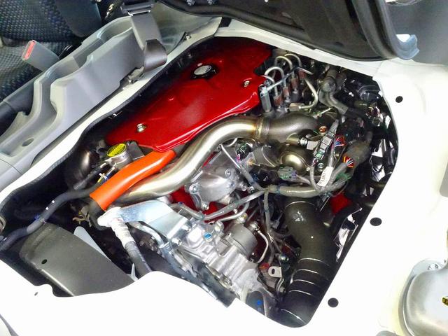 デュトロ 高床　３ｔ　ワイド超ロング　Ｗキャブ　三方開　左右セイコーラック　リアアオリチェーン２個　集中ドアロック　ルームミラー式バックモニター　車線逸脱警報装置　トラクションコントロール　リアヒーター／クーラー付（41枚目）