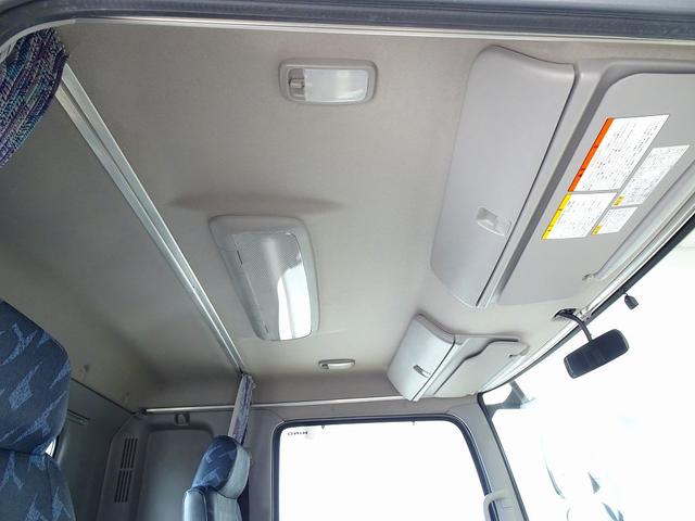 ヒノレンジャー 　３．６ｔ　標準ベッド付　アームロール　キャブバックステップ付　作業灯１個　集中ドアロック　左電格ミラー　ＥＴＣ２．０　坂道発進補助装置　フォグランプ　室内蛍光灯／カーテン（16枚目）