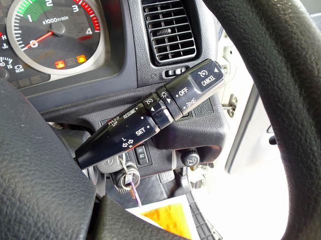 ヒノレンジャー 　３．６ｔ　標準ベッド付　アームロール　キャブバックステップ付　作業灯１個　集中ドアロック　左電格ミラー　ＥＴＣ２．０　坂道発進補助装置　フォグランプ　室内蛍光灯／カーテン（22枚目）