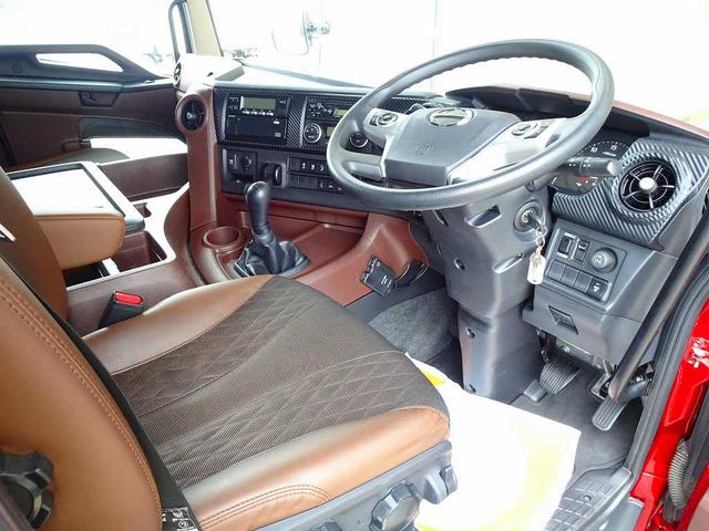 プロフィア 　１２ｔ　３軸　６×２　リアエアサス　低温冷凍ウイング　－３５度設定　－０度確認　右シャシ中央サブエンジン／スタンバイ付　五方開　セイコーラック　床ステンレス　ジョロダーレール　ラッシング２段　水抜き穴（5枚目）