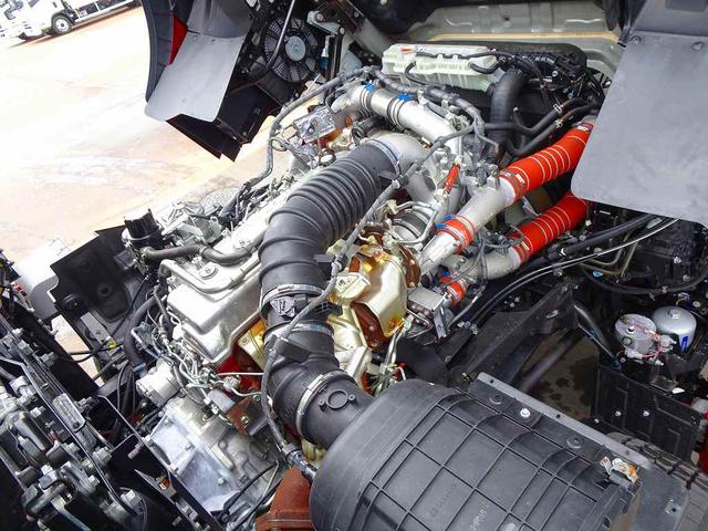 プロフィア 　１２ｔ　３軸　６×２　リアエアサス　低温冷凍ウイング　－３５度設定　－０度確認　右シャシ中央サブエンジン／スタンバイ付　五方開　セイコーラック　床ステンレス　ジョロダーレール　ラッシング２段　水抜き穴（38枚目）