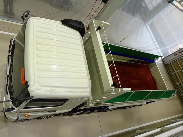 プロフィア 　９ｔ　３軸　２デフ　ダンプ　自動シート付　前立てプロテクターはしご／作業灯　左電格ミラー／ヒーター／左右電動角度調整　エアサスシート／肘掛け　Ｔ／Ｍリターダ　デフロック（36枚目）