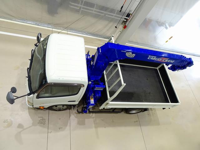 デュトロ セミロング全低床ターボ　２ｔ　４ＷＤ　ＦＪＬ　標準セミロング　タダノ４段クレーン付（28枚目）