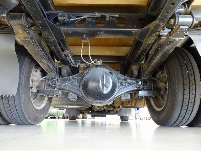デュトロ セミロング全低床ターボ　２ｔ　４ＷＤ　ＦＪＬ　標準セミロング　タダノ４段クレーン付（34枚目）