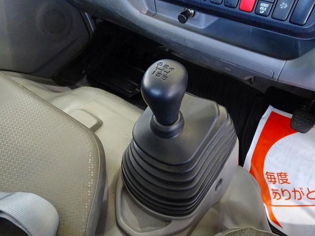 デュトロ 　３ｔ　４ナンバー　ＦＪＬ　強化ダンプ　三方開　集中ドアロック　フォグランプ　トラクションコントロール　電動パーキングブレーキ　室内ＬＥＤ灯（13枚目）