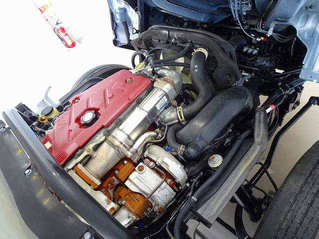 デュトロ 　３ｔ　４ナンバー　ＦＪＬ　強化ダンプ　三方開　集中ドアロック　フォグランプ　トラクションコントロール　電動パーキングブレーキ　室内ＬＥＤ灯（32枚目）