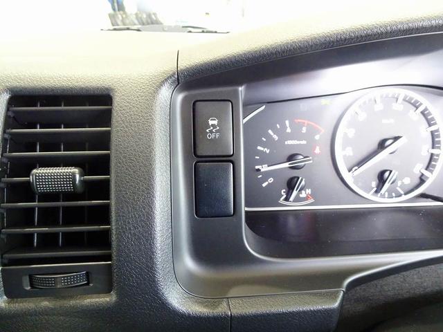 ハイエースバン ロングDX GLパッケージ 1t 4WD 3/6人乗り 5ドア 登録済み未使用車 社外ナビ/ワンセグTV/CD ETC ルームミラー式バックモニター アドブルー 車線逸脱警報装置 トラクションコントロール(12枚目)