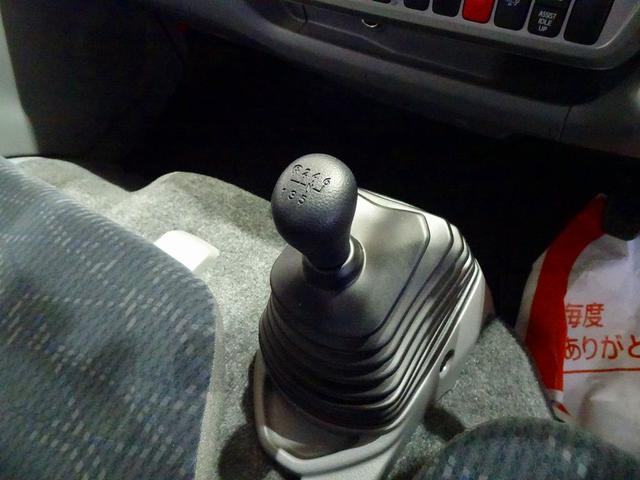 ダイナトラック フルジャストロー 2t 標準セミロング 平ボデー 総重量5t未満 三方開 左右かるがるゲート アオリ三方上部プロテクター付 リアアオリチェーン2個 電動パーキングブレーキ 車線逸脱警報装置 トラクションコントロール(18枚目)