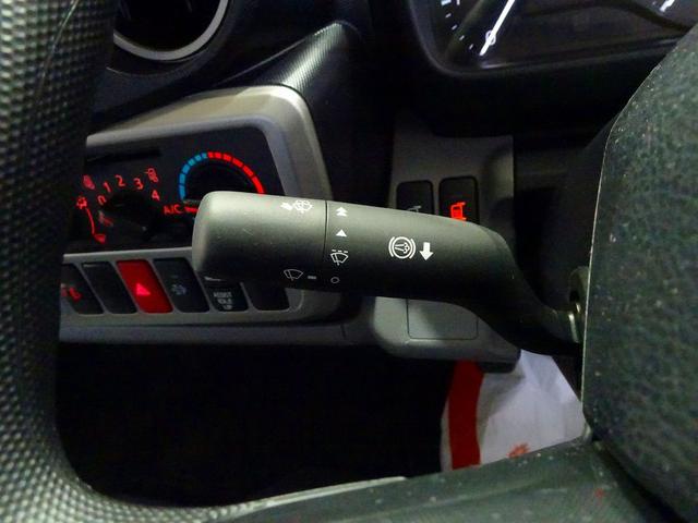 ダイナトラック フルジャストロー 2t 標準セミロング 平ボデー 総重量5t未満 三方開 左右かるがるゲート アオリ三方上部プロテクター付 リアアオリチェーン2個 電動パーキングブレーキ 車線逸脱警報装置 トラクションコントロール(22枚目)