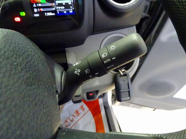 ダイナトラック フルジャストロー 2t 標準セミロング 平ボデー 総重量5t未満 三方開 左右かるがるゲート アオリ三方上部プロテクター付 リアアオリチェーン2個 電動パーキングブレーキ 車線逸脱警報装置 トラクションコントロール(23枚目)