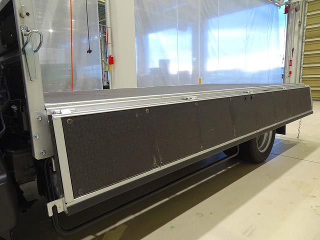 ダイナトラック フルジャストロー 2t 標準セミロング 平ボデー 総重量5t未満 三方開 左右かるがるゲート アオリ三方上部プロテクター付 リアアオリチェーン2個 電動パーキングブレーキ 車線逸脱警報装置 トラクションコントロール(31枚目)