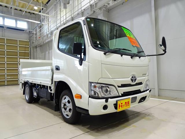 ダイナトラック フルジャストロー　１．３５ｔ　４ＷＤ　ＦＪＬ　Ｗタイヤ　垂直ＰＧ　６００ｋｇ付　長：８６ｃｍ／有効長：７４ｃｍ　幅：１５７ｃｍ　集中ドアロック　車線逸脱警報装置　トラクションコントロール　クリアランスソナー（2枚目）