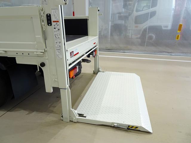 ダイナトラック フルジャストロー　１．３５ｔ　４ＷＤ　ＦＪＬ　Ｗタイヤ　垂直ＰＧ　６００ｋｇ付　長：８６ｃｍ／有効長：７４ｃｍ　幅：１５７ｃｍ　集中ドアロック　車線逸脱警報装置　トラクションコントロール　クリアランスソナー（29枚目）