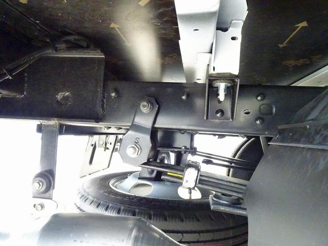 ダイナトラック フルジャストロー　１．３５ｔ　４ＷＤ　ＦＪＬ　Ｗタイヤ　垂直ＰＧ　６００ｋｇ付　長：８６ｃｍ／有効長：７４ｃｍ　幅：１５７ｃｍ　集中ドアロック　車線逸脱警報装置　トラクションコントロール　クリアランスソナー（42枚目）