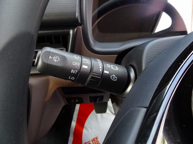 キャンター 全低床 2t 標準 Wキャブ/垂直PG600kg付 PG長:85cm/有効長:75cm 幅:157cm 左右リア支柱PGスイッチ 三方開 リアアオリチェーン2個(18枚目)