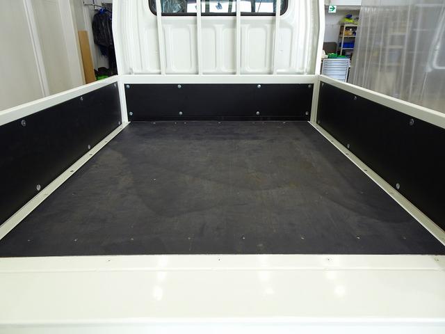 キャンター 全低床 2t 標準 Wキャブ/垂直PG600kg付 PG長:85cm/有効長:75cm 幅:157cm 左右リア支柱PGスイッチ 三方開 リアアオリチェーン2個(24枚目)