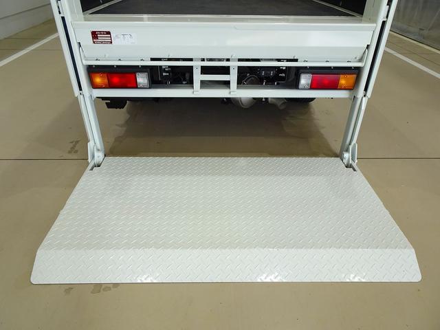 キャンター 全低床 2t 標準 Wキャブ/垂直PG600kg付 PG長:85cm/有効長:75cm 幅:157cm 左右リア支柱PGスイッチ 三方開 リアアオリチェーン2個(34枚目)