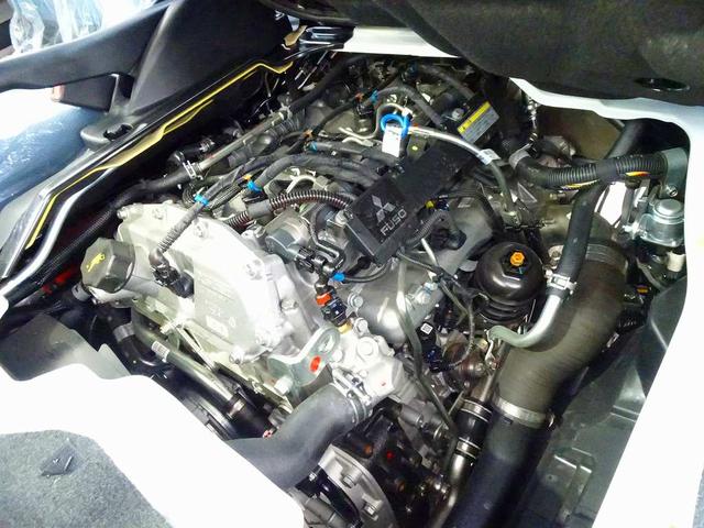 キャンター 全低床 2t 標準 Wキャブ/垂直PG600kg付 PG長:85cm/有効長:75cm 幅:157cm 左右リア支柱PGスイッチ 三方開 リアアオリチェーン2個(40枚目)