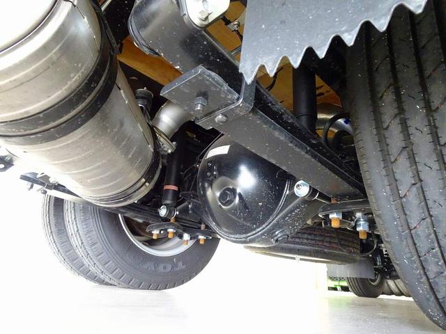 キャンター 全低床 2t 標準 Wキャブ/垂直PG600kg付 PG長:85cm/有効長:75cm 幅:157cm 左右リア支柱PGスイッチ 三方開 リアアオリチェーン2個(44枚目)