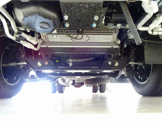 キャンター 全低床 2t 標準 Wキャブ/垂直PG600kg付 PG長:85cm/有効長:75cm 幅:157cm 左右リア支柱PGスイッチ 三方開 リアアオリチェーン2個(45枚目)