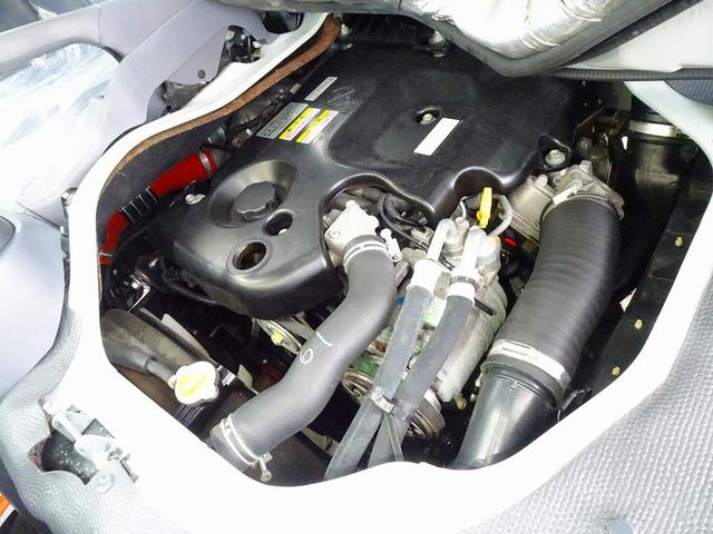 エルフトラック Ｗキャブフラットロー　１．７５ｔ　標準　総重量５ｔ未満　三方開　荷台作りボデー床二重張り／横ねた鉄製　埋め込みフック２対　前立て縞鋼板張り　リアアオリチェーン　ＰＷ（フロントのみ）　左電格ミラー　トラクションコントロール（34枚目）